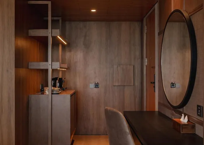 The Akasha 4*